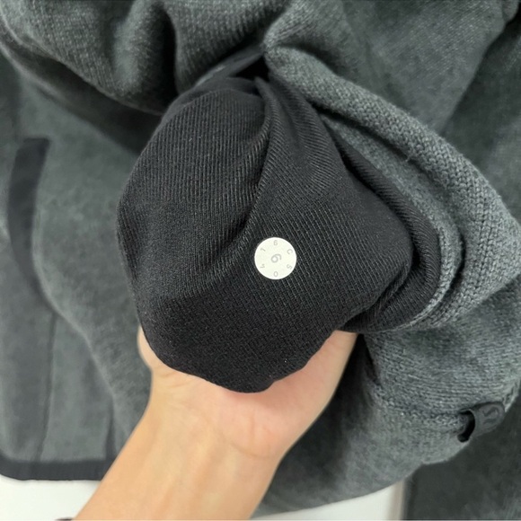 Lululemon Its Fleecing Cold Zip Up Heathered Black/Black Sz 6 - Picture 16 of 16